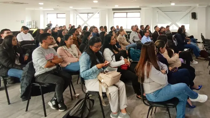 Colaboradores de SGI durante una charla de la Jornada SST 2024